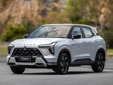 Mitsubishi Xforce rục rịch đón bản nâng cấp: Thêm động cơ hybrid và camera 360 quyết đấu Yaris Cross