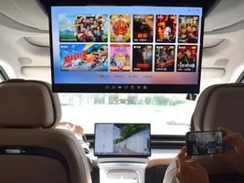 Một hãng xe tung gần 200 bản cập nhật chỉ trong một năm, 'nâng cấp' ngang ngửa smartphone