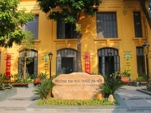 Trường đại học đầu ngành hơn 100 năm tuổi giữa lòng Thủ đô công bố học phí tới 150 triệu đồng/năm, phụ huynh cân nhắc và dặn con nếu đang khao khát được theo học