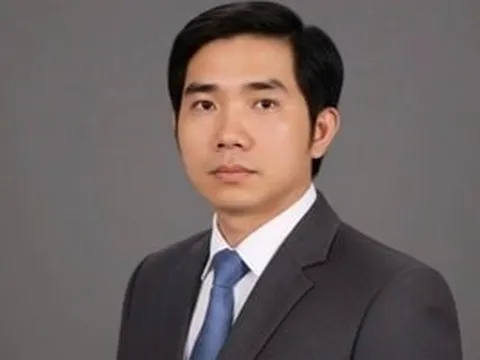 Phó Giáo sư trẻ nhất quê ‘đất võ’ tốt nghiệp Thạc sĩ và Tiến sĩ tại Pháp, đề cao sự trung thực, hiện đang đi trao tri thức tại địa phương