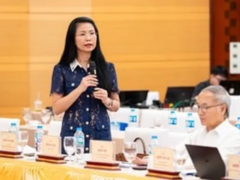 CEO Standard Chartered: Cần khơi thông vàng và ngoại tệ trong dân giữa lúc nền kinh tế khát vốn