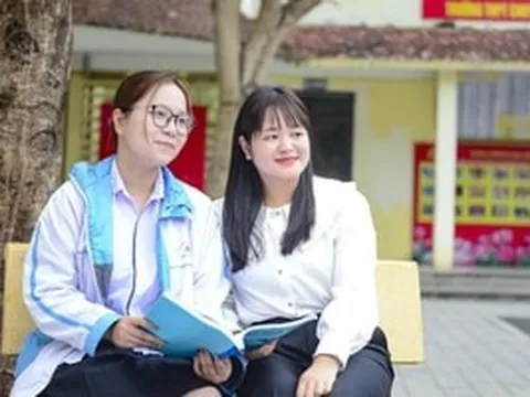 Nữ sinh cấp 3 trường chuyên quê ‘đất vua’ nhận học bổng du học Mỹ trị giá 10,8 tỷ, gợi mở luôn cách ‘săn’