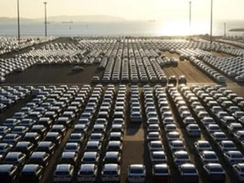 Sản xuất ô tô nội địa bùng nổ đến mức chi hàng tỷ USD nhập linh kiện vẫn không kịp đáp ứng cầu