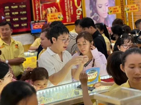 Giá vàng, bạc đồng loạt tăng lại