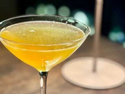 Bị nhân tình chia tay, người đàn ông rối bời, không còn cảm xúc với vợ