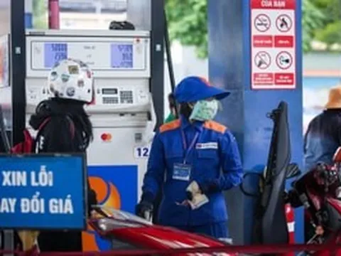 Từ 16h chiều nay, giá xăng dầu tiếp tục giảm