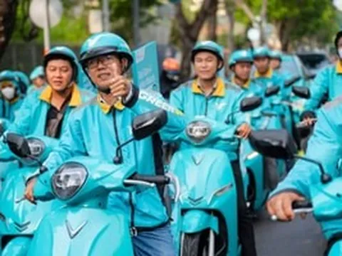 Tin vào quảng cáo nên mua VinFast Feliz II để chạy dịch vụ, tài xế lần đầu vạch ra thu nhập thật và tuyên bố thẳng về xe máy điện