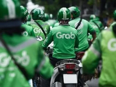 Biểu phí nền tảng Grab mới nhất: Dịch vụ gọi xe và giao đồ ăn đồng loạt tăng