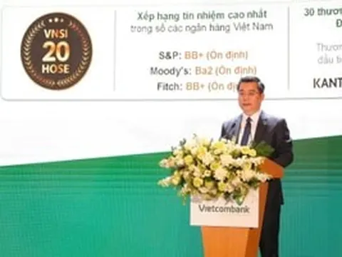 Chủ tịch Nguyễn Thanh Tùng nói gì về nguy cơ Vietcombank bị mất ngôi số 1 lợi nhuận?