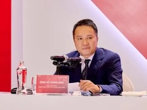 ĐHĐCĐ Techcombank: Trả gần 5.000 tỷ đồng cổ tức, vốn điều lệ dẫn đầu nhóm ngân hàng, Chủ tịch 'chắc chắn' về mục tiêu vốn hóa 20 tỷ USD