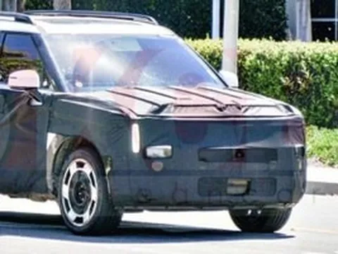 Hyundai Santa Fe EREV lộ diện: Xe thuần điện đổ xăng chạy 900km, dự kiến ra mắt cuối năm nay