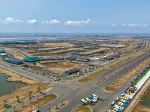 Tín dụng bất động sản vượt 2,2 triệu tỷ đồng, ngân hàng đồng loạt siết cho vay