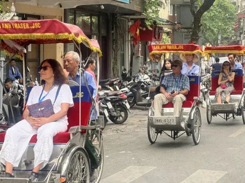 Nhiều dịch vụ du lịch dịp lễ 30/4 - 1/5 khách đặt kín