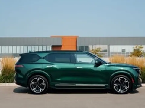 Doanh nhân Việt quyết định đổi xe sang Đức chọn SUV điện VinFast VF 9: Đưa ra nhận xét rất lạ