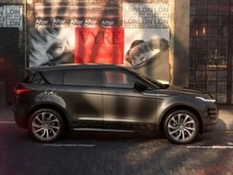 Range Rover tung dải xe độc bản: Đưa linh hồn London vào khoang lái