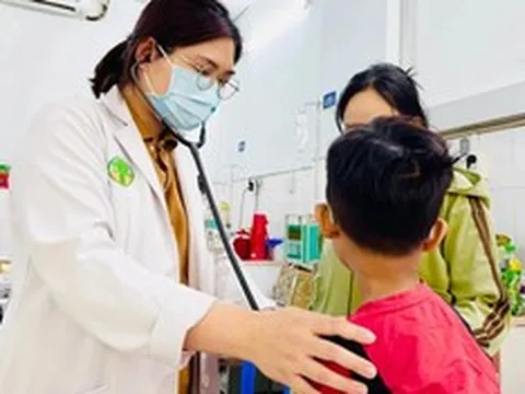 Số ca ngộ độc thực phẩm ở trường tiểu học Tp.HCM tăng lên 46