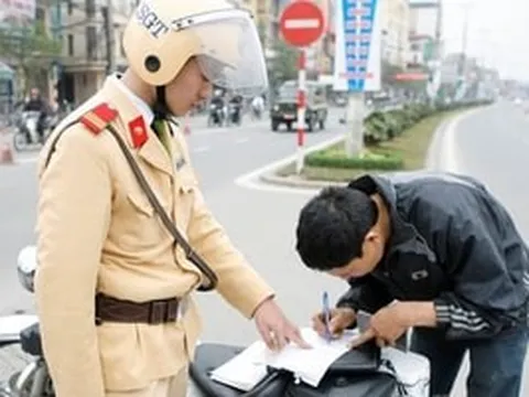 Chậm nộp phạt giao thông: Mỗi ngày 'đội' thêm bao nhiêu tiền? Có những hình thức cưỡng chế nào?
