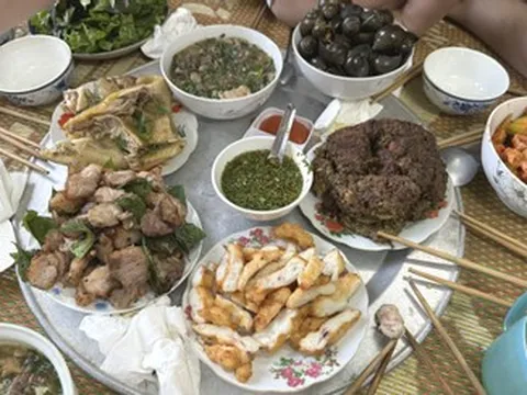 Con dâu 3 năm không về giỗ, gửi 1 triệu, mẹ chồng trả lại, nói đúng 5 từ