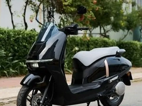Không để nhỡ nhàng, Honda nhận cọc mẫu xe máy điện thiết kế hầm hố, đi phố lại rất linh hoạt: Giá có ‘rẻ như cho’ không?