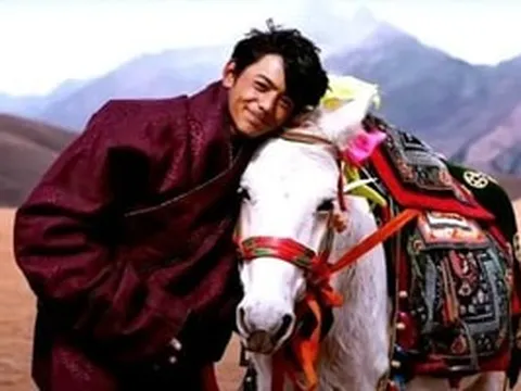Cười một cái, chàng trai chăn bò thành đại sứ du lịch: Cuộc sống sau 5 năm nổi tiếng giờ ra sao?