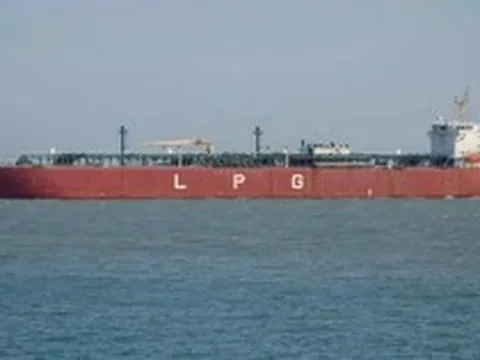 Siêu tàu liều mình vượt Hormuz cứu vãn cơn khát gas 'thê thảm', giải vây cho quốc gia đông dân nhất thế giới