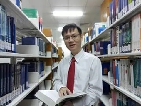 Giáo sư Việt không trường chuyên lớp chọn vẫn nhiều năm liền lọt top 100.000 nhà khoa học có ảnh hưởng nhất thế giới, hiện lãnh đạo trường đại học hàng đầu trong nước