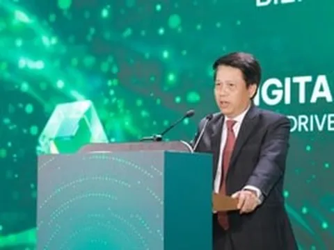 Phó Thống đốc NHNN: Việc đổi số điện thoại từng tốn hàng chục triệu giờ lao động vì phải ra quầy, nay chỉ mất 1 ngày