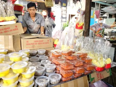 Loay hoay hạn chế dùng túi ni lông