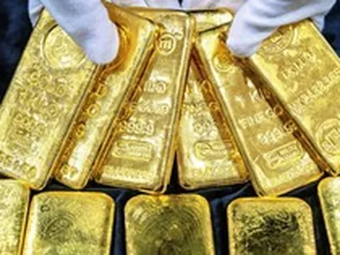 Thế lực trụ cột mua gom vàng thời gian qua bất ngờ bán ròng 30 tấn