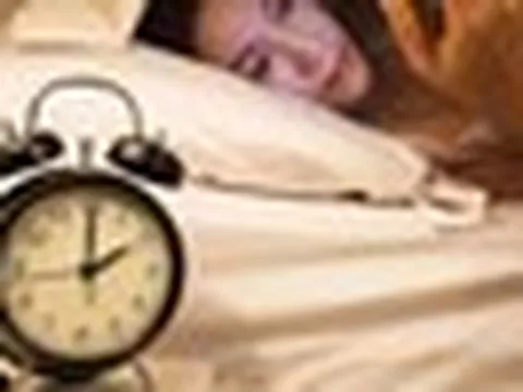 Cảnh báo kiểu ngủ khiến cơ thể tích mỡ nhanh hơn 10%, nhiều người trẻ lại thích