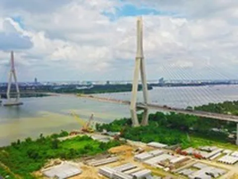 Khối bê tông từ độ cao hàng chục mét đổ sập hoàn toàn, nhưng Việt Nam vẫn thành công đưa công trình hơn 340 triệu USD về đích và lập kỷ lục Đông Nam Á