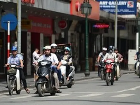Quy định mới nhất về đèn xanh, đèn đỏ, đèn vàng, cần biết để tránh bị phạt lên tới 22 triệu đồng và trừ 10 điểm GPLX