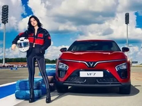 Chủ xe VinFast VF 7: Từ khi mua xe gần như chưa phải chi đồng nào