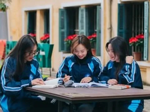 Năm nay, sinh viên sẽ được miễn 100% học phí với những chuyên ngành này, có ngành còn được nhận thêm gần 4 triệu đồng