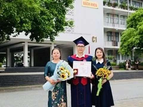 Nam sinh ‘quê vua’ nhận bằng Xuất sắc ngành Khoa học máy tính Đại học Bách khoa Hà Nội, nói rõ mong muốn về công việc sau khi tốt nghiệp