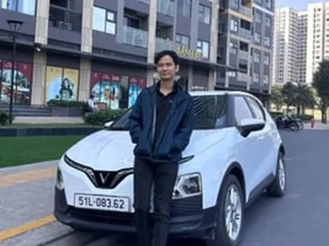 Lần đầu mua ô tô, chủ xe tiết lộ lý do quyết định “chốt không cần nghĩ” VinFast VF 5