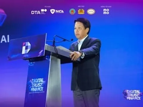 Mỗi ngày, có tới 800.000 tỷ đồng chảy qua hệ thống thanh toán ngân hàng