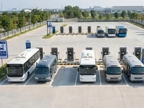 Sắp có thêm mạng lưới 30.000 trụ sạc tại Việt Nam: Chuẩn Châu Âu CCS2, dùng cho mọi loại xe điện, lộ trình hoàn thành 2.100 trạm ngay trong năm 2026