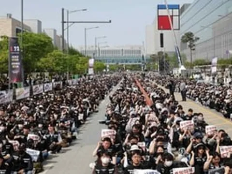 Đàm phán đổ vỡ, 50.000 công nhân Samsung chốt ngày đình công