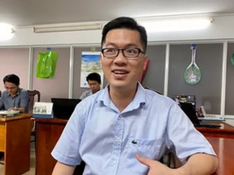Phó Giáo sư trẻ nhất Việt Nam giải thành thạo Toán lớp 5 khi nhỏ, nhận lương 60.000.000 đồng/tháng tại Pháp, hiện về nước là Trưởng bộ môn