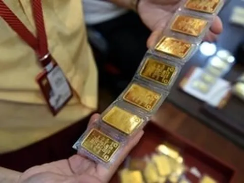 Thu hồi công văn chỉ đạo doanh nghiệp vàng phải cung cấp tài khoản ngân hàng của nhân viên và người thân