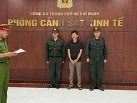 Công an TPHCM bắt giám đốc Công ty Tư vấn Đầu tư Thương mại Cửu Long