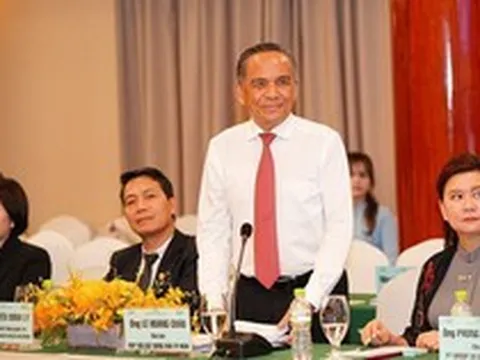 Chủ tịch Hiệp hội Bất động sản: Ngân hàng Nhà nước cho biết lãi suất cho vay giảm nhưng thực tế doanh nghiệp vẫn phải vay với lãi suất cao hơn