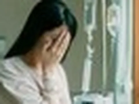 Nữ giáo viên đột ngột phát hiện mắc HIV, bác sĩ vạch trần 7 quan niệm sai lầm về HIV rất nhiều người mắc phải