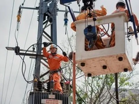 Từ tháng tới, khung giờ điện cao điểm sắp được áp dụng: Đối tượng nào bị ảnh hưởng nhiều nhất?
