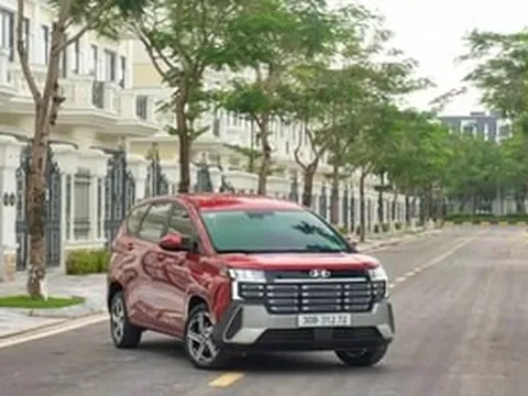 Giá chỉ hơn 500 triệu, mẫu MPV của Hyundai thuyết phục khách hàng Việt nhờ diện mạo đẹp, loạt trang bị 'ăn đứt' đối thủ, ADAS đầy đủ như xe tiền tỷ