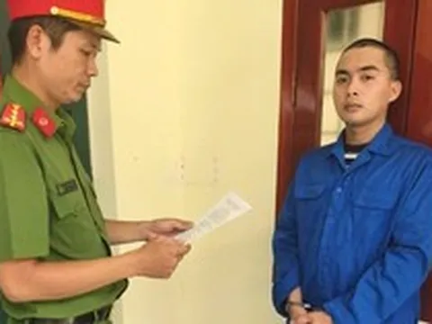 Thi hành lệnh bắt Nguyễn Văn Khanh SN 2004, thu 1kg vàng