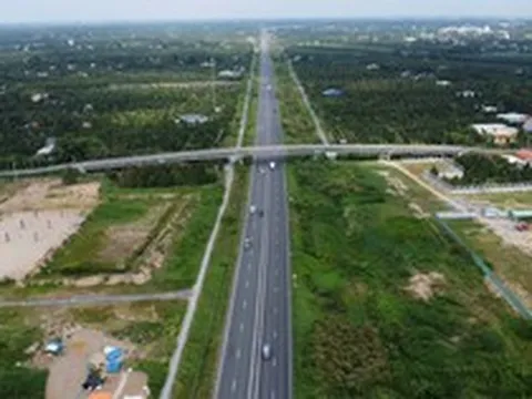 Cao tốc miền Tây: Trạm dừng nghỉ Trung Lương - Mỹ Thuận chốt ngày cán đích, vốn đội lên gần 900 tỉ