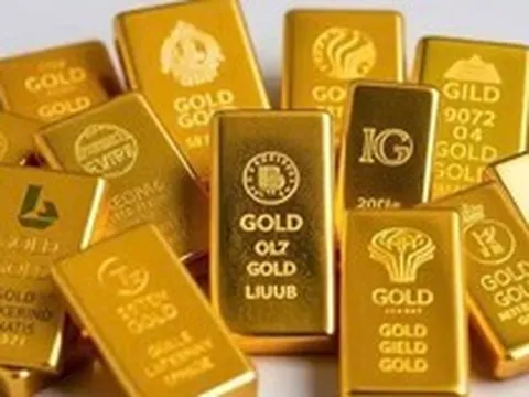Giá vàng xuống đáy 2 tháng, tổ chức nắm hơn 1.000 tấn vàng "án binh bất động"