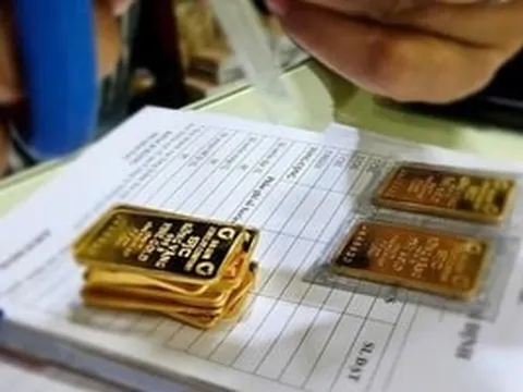 Giá vàng hôm nay (28/5): Rơi tự do, mất mốc 160 triệu đồng/lượng